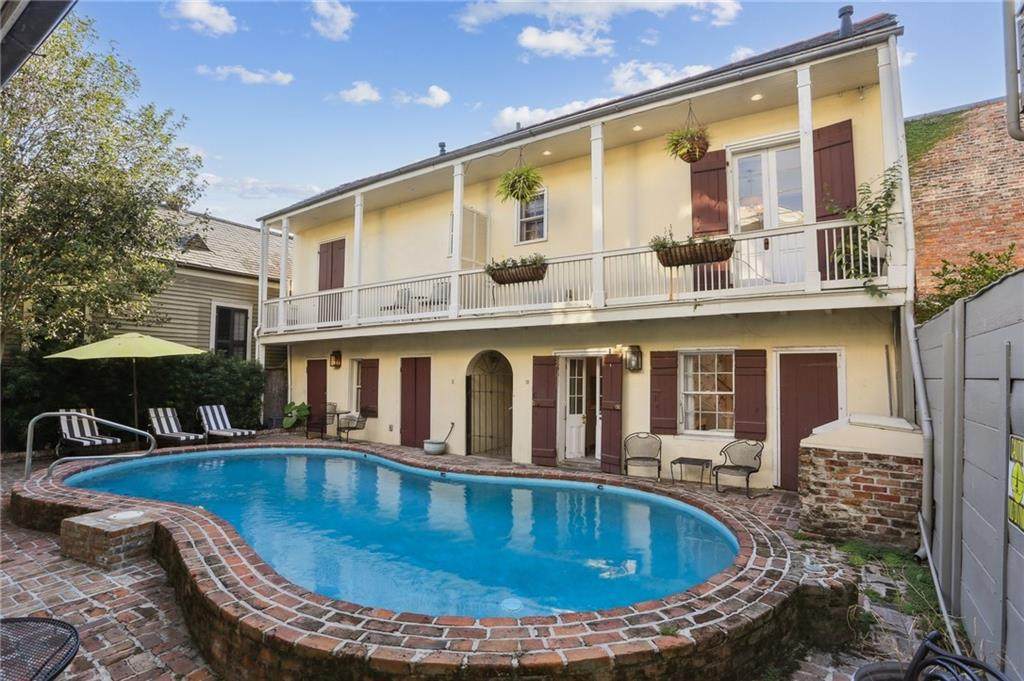 1228 Royal Street - Photo 1