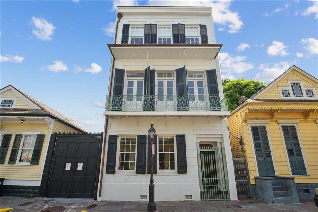 928 St Ann Street - Photo 1