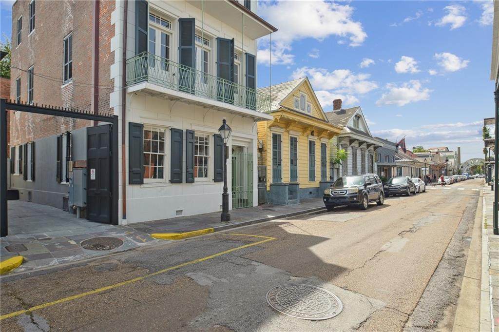 https://bt-photos.global.ssl.fastly.net/neworleans/orig_boomver_1_2526968-2.jpg