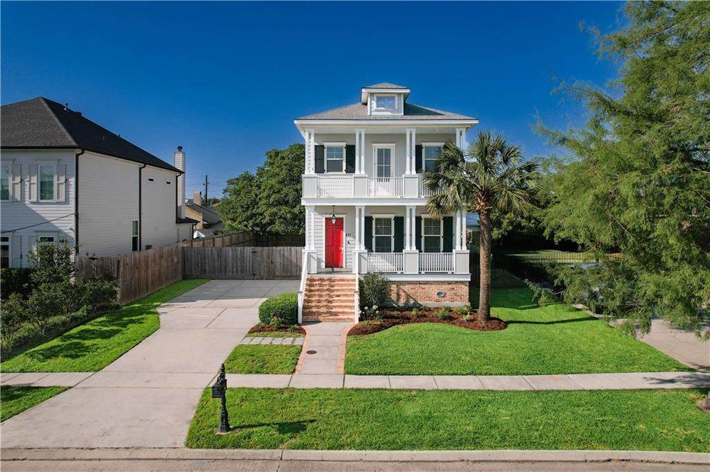 417 28TH Street - Photo 1