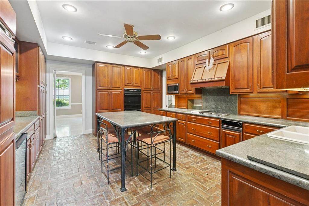 https://bt-photos.global.ssl.fastly.net/neworleans/orig_boomver_1_2527997-2.jpg