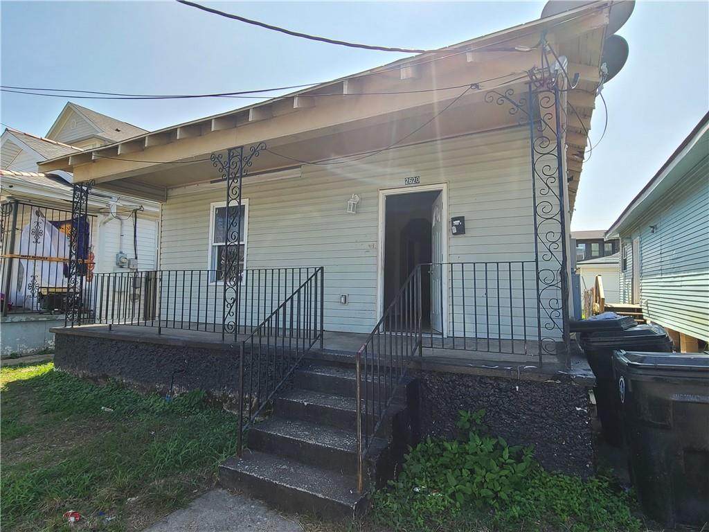 2620 Rocheblave Street - Photo 1