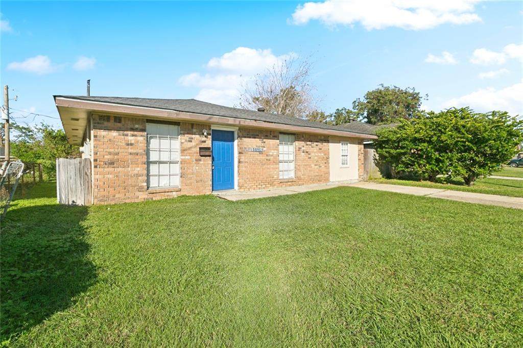 1518 Ames Boulevard - Photo 1