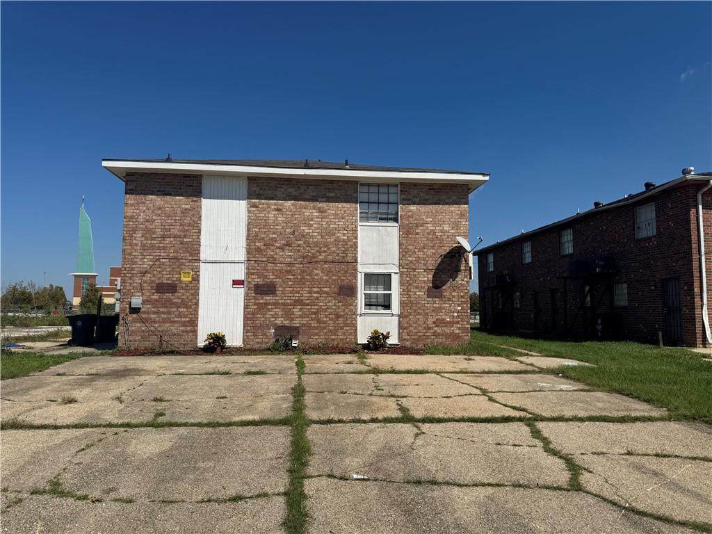 6833 Coronet Court - Photo 1