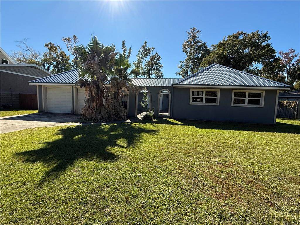 3621 Peachtree Street - Photo 1