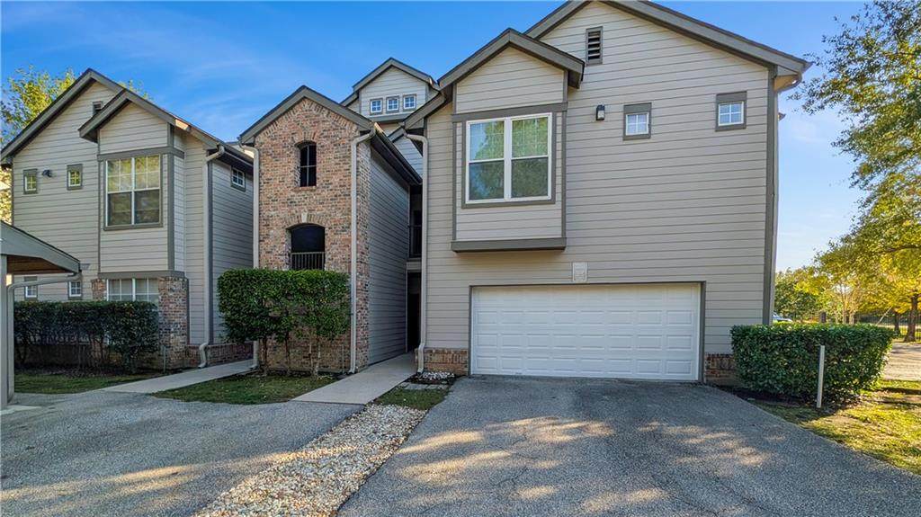 350 Emerald Forest Boulevard - Photo 1