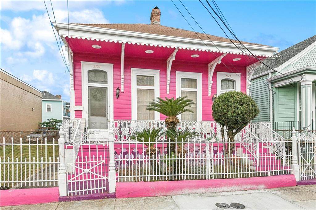 2125 27 Simon Bolivar Avenue - Photo 1