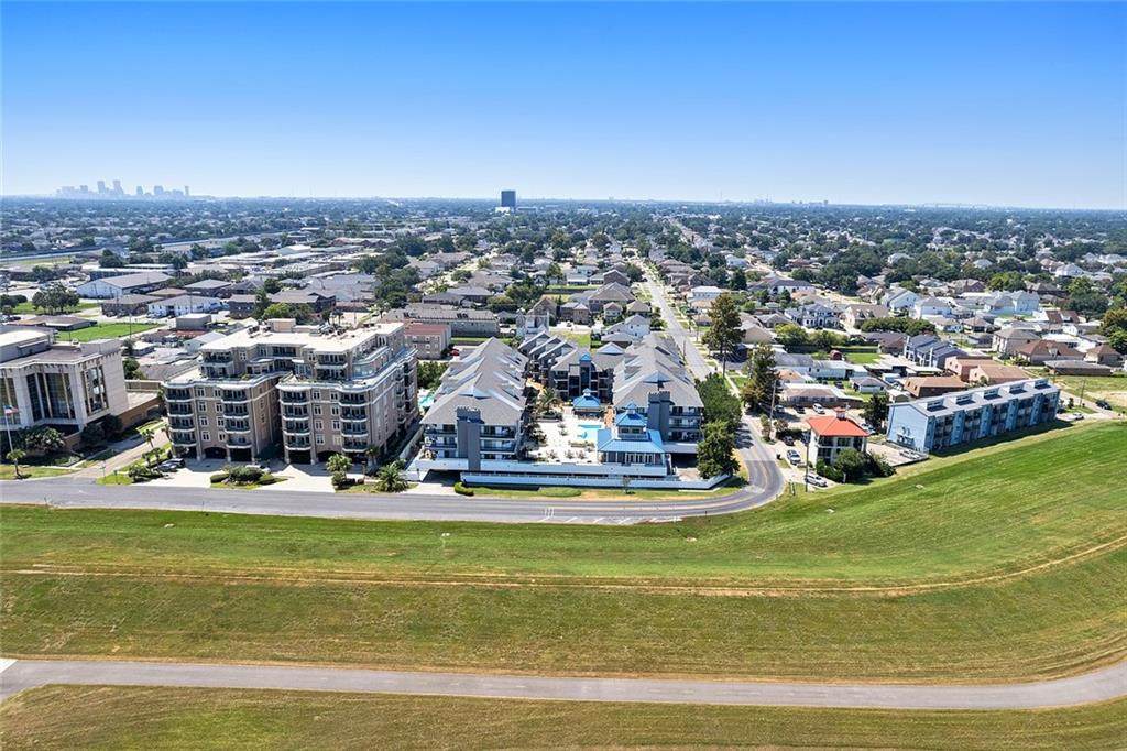 420 Metairie Hammond Highway - Photo 1