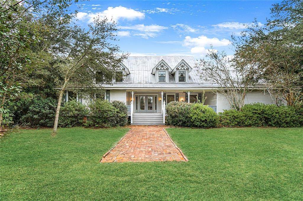 419 Bienville Road - Photo 1