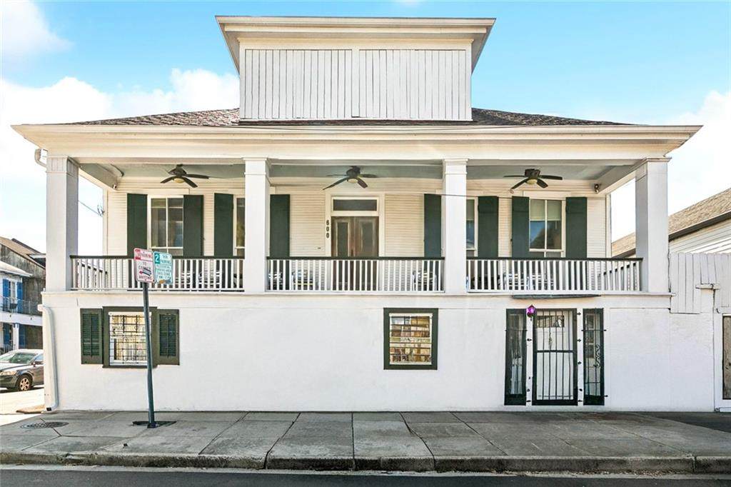 600 04 Kerlerec Street - Photo 1