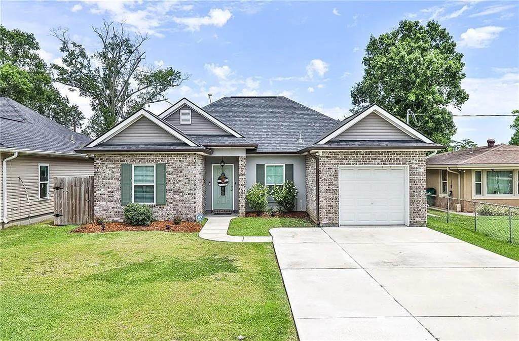 2209 Little Flower Lane - Photo 1