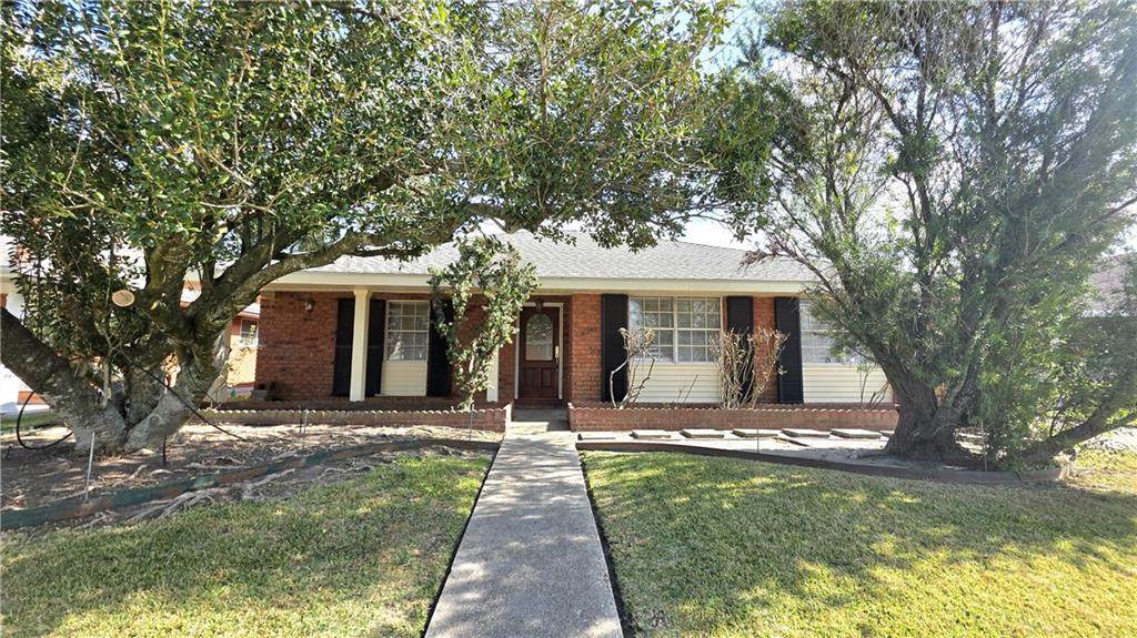 119 Donelon Drive - Photo 1