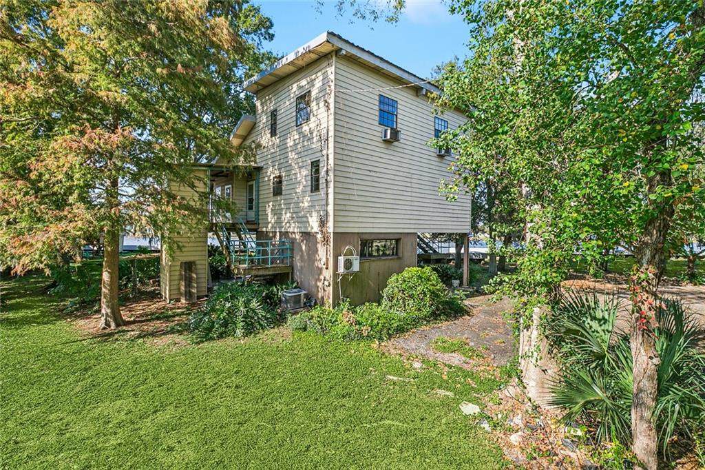 2034 Jean Lafitte Boulevard - Photo 1