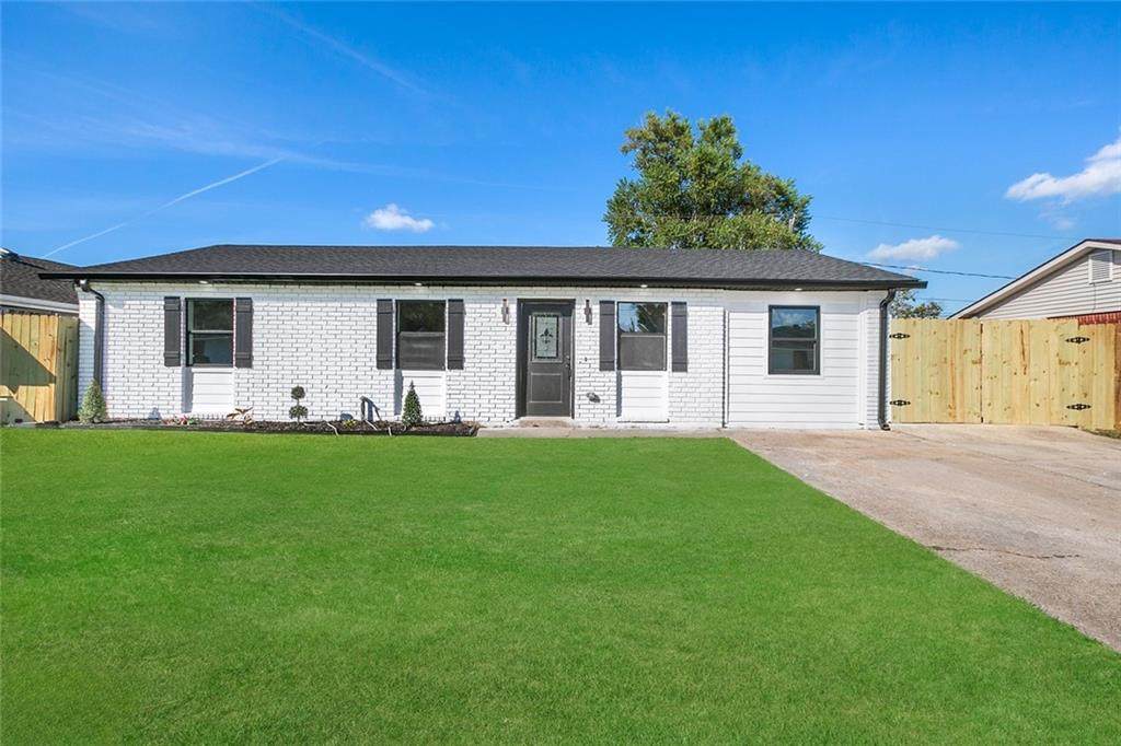 2824 Virginia Lee Drive - Photo 1