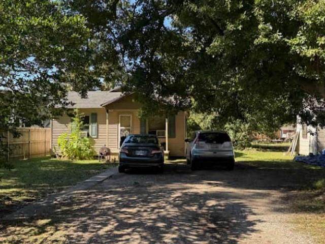 213 Chester Street - Photo 1