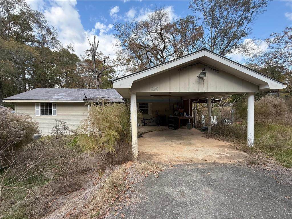 220 Bowman Street - Photo 1