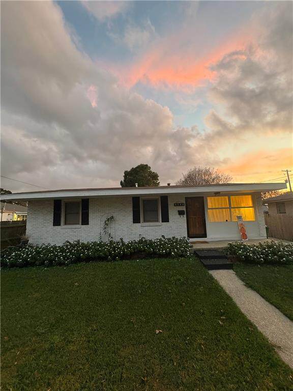 6208 Cummins Street - Photo 1