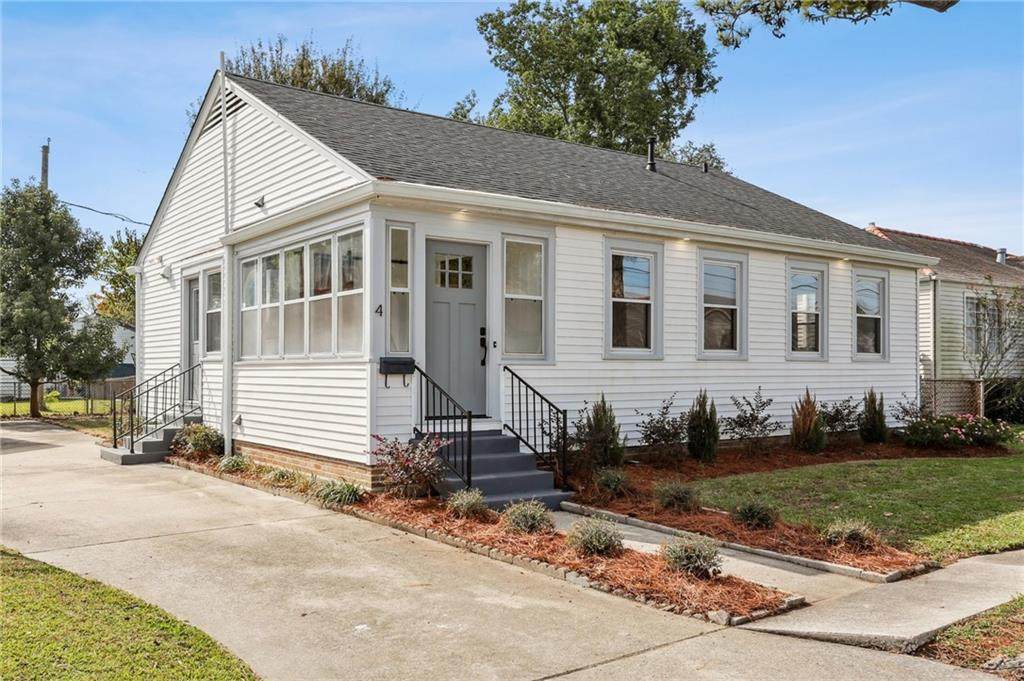 4 Sonia Place - Photo 1