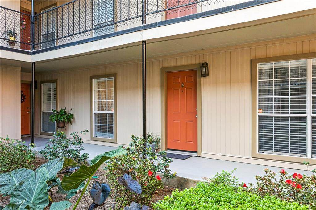 2511 Metairie Lawn Drive - Photo 1