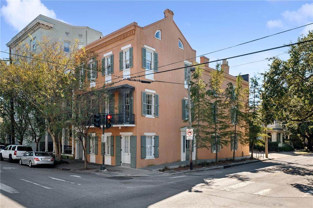 2200 Prytania Street - Photo 1
