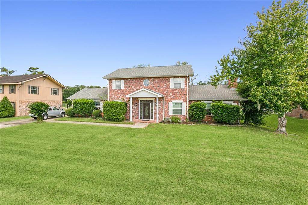 5 Zee Ann Drive - Photo 1