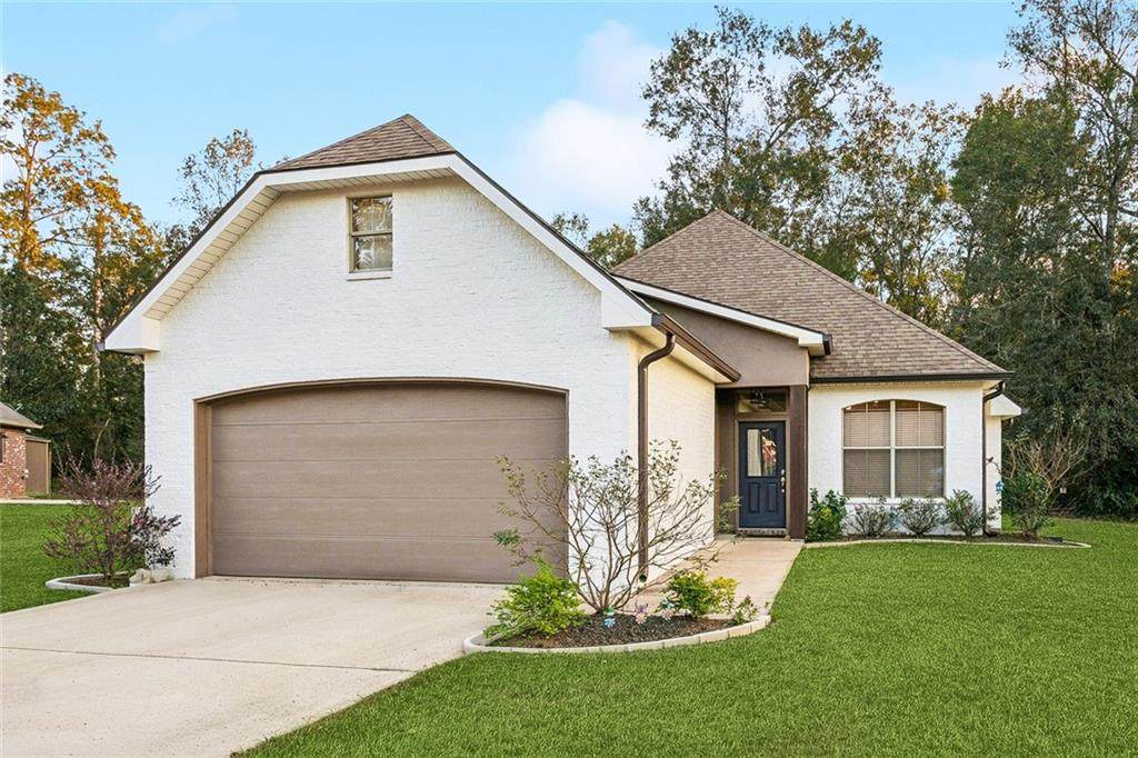 18536 Brookfield Drive - Photo 1