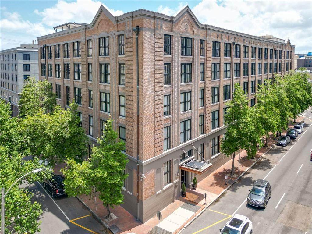 700 Peters Street - Photo 1