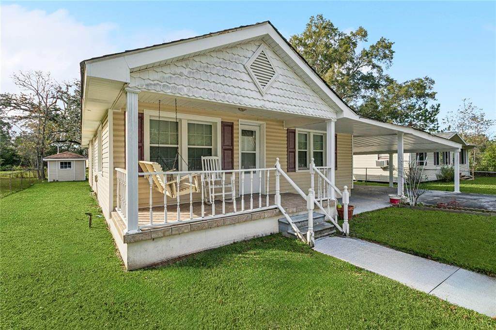 2731 Harris Avenue - Photo 1