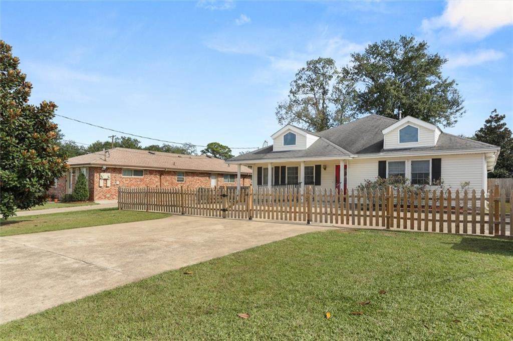 https://bt-photos.global.ssl.fastly.net/neworleans/orig_boomver_1_2534306-2.jpg