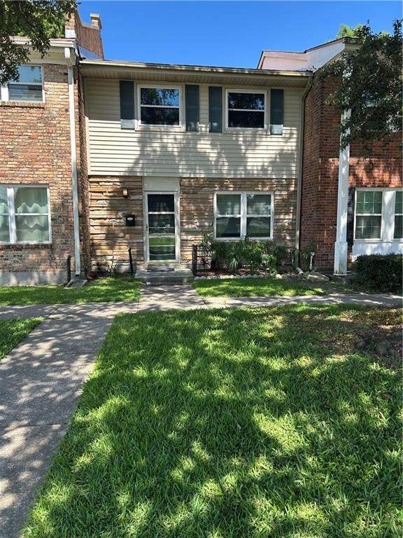 225 Wright Avenue - Photo 1