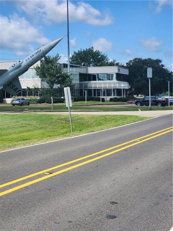 2230 Macarthur Drive - Photo 1