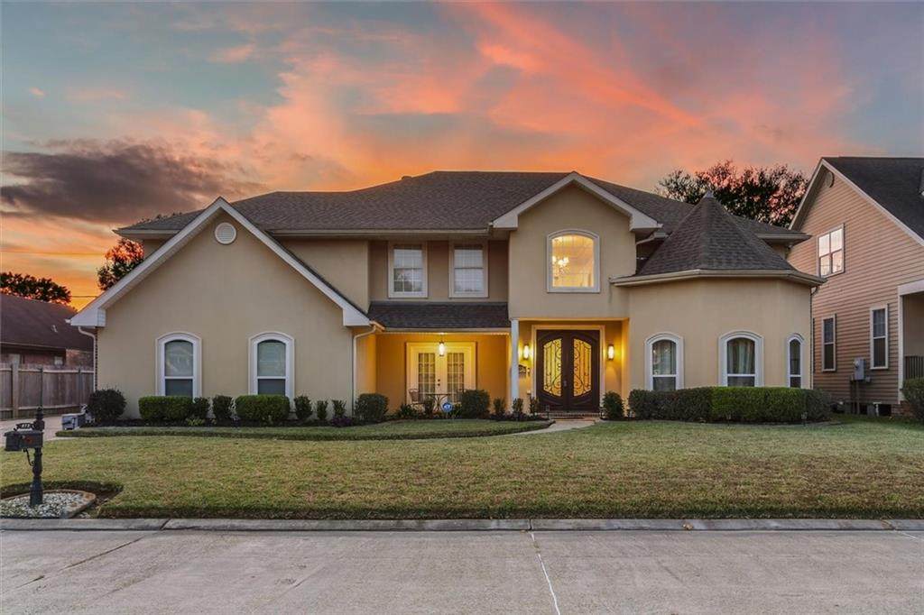 672 Normandy Street - Photo 1