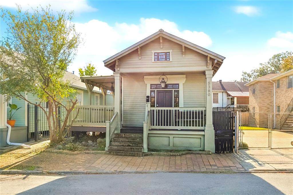 5380 Laurel Street - Photo 1