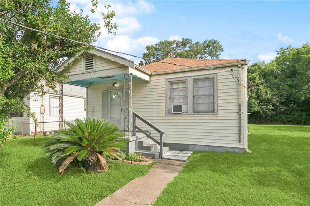 1117 Perry Street - Photo 1