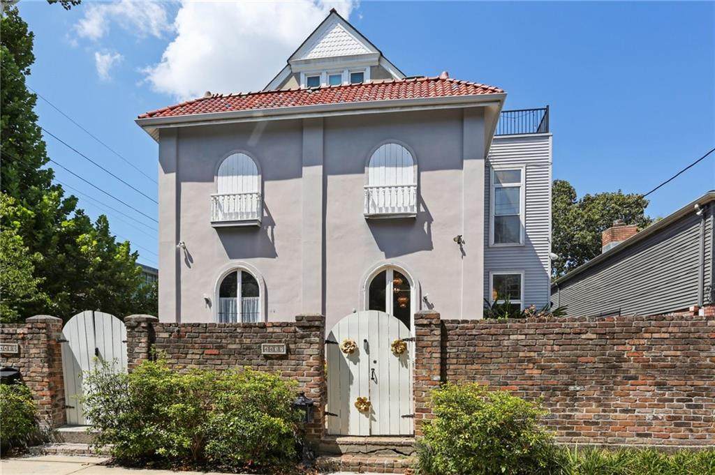 4437 Carondelet Street - Photo 1