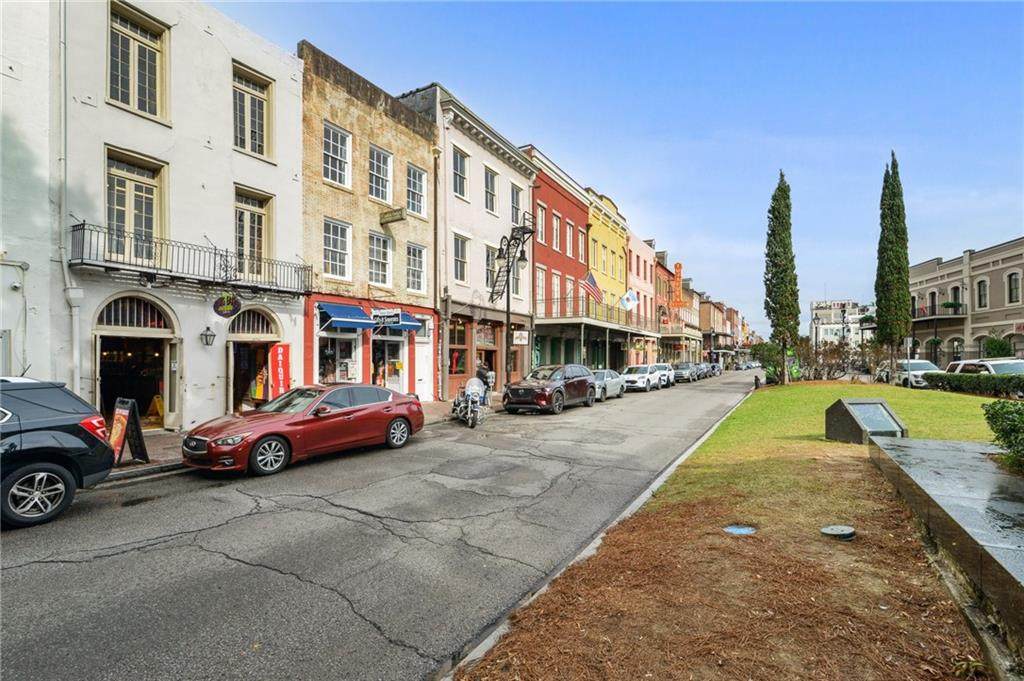https://bt-photos.global.ssl.fastly.net/neworleans/orig_boomver_1_2537840-2.jpg