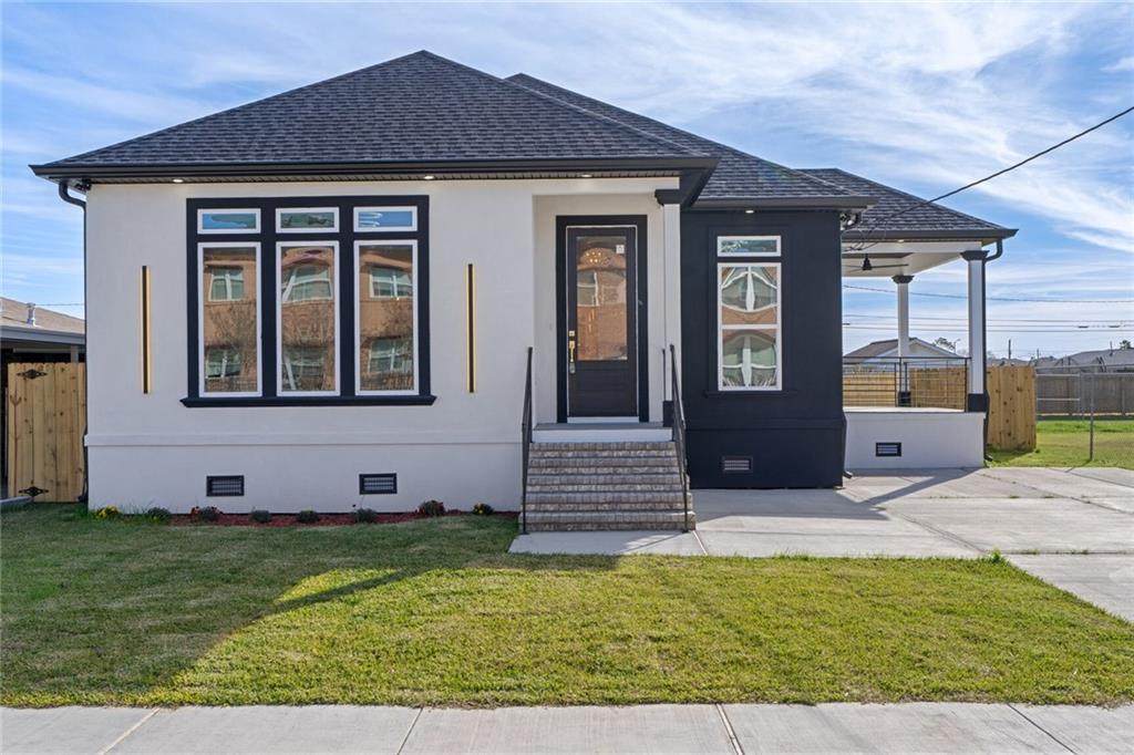 3201 Corinne Drive - Photo 1