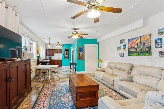 https://bt-photos.global.ssl.fastly.net/neworleans/orig_boomver_1_2538712-2.jpg
