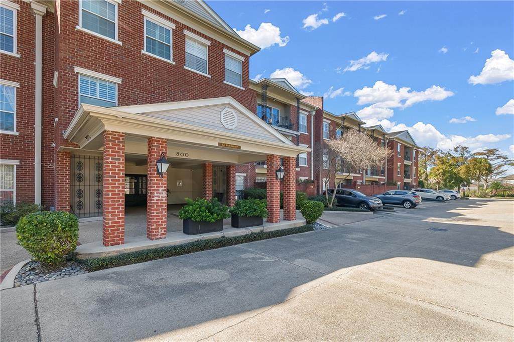 800 Rue Rampart Street - Photo 1