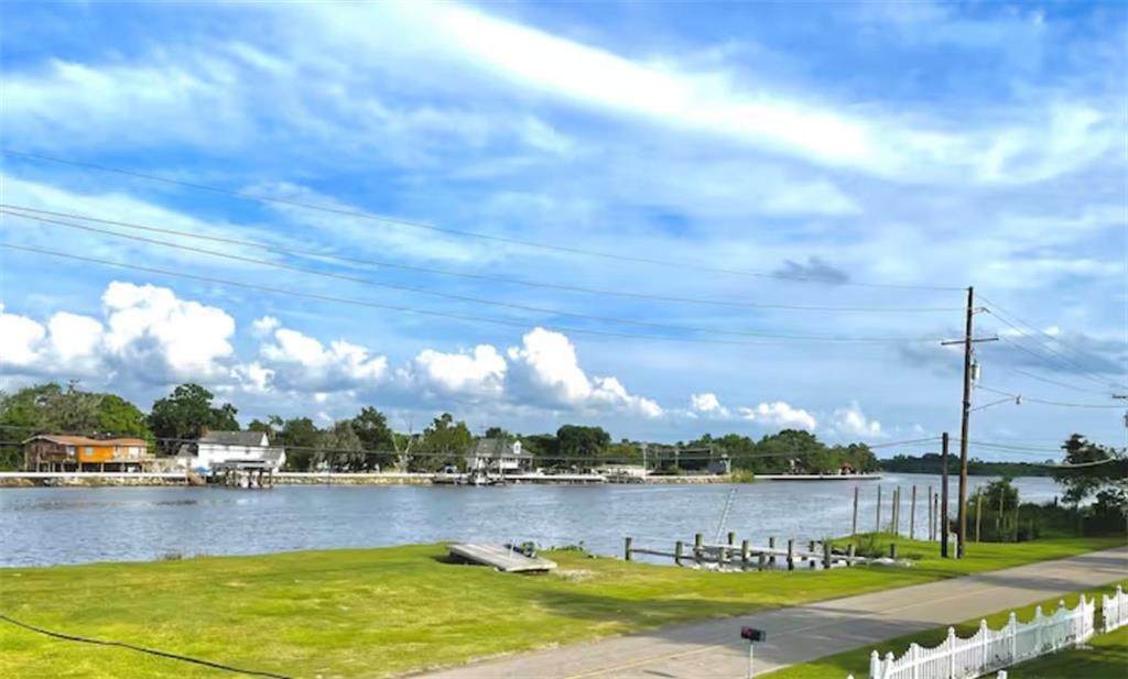 https://bt-photos.global.ssl.fastly.net/neworleans/orig_boomver_1_2539400-2.jpg