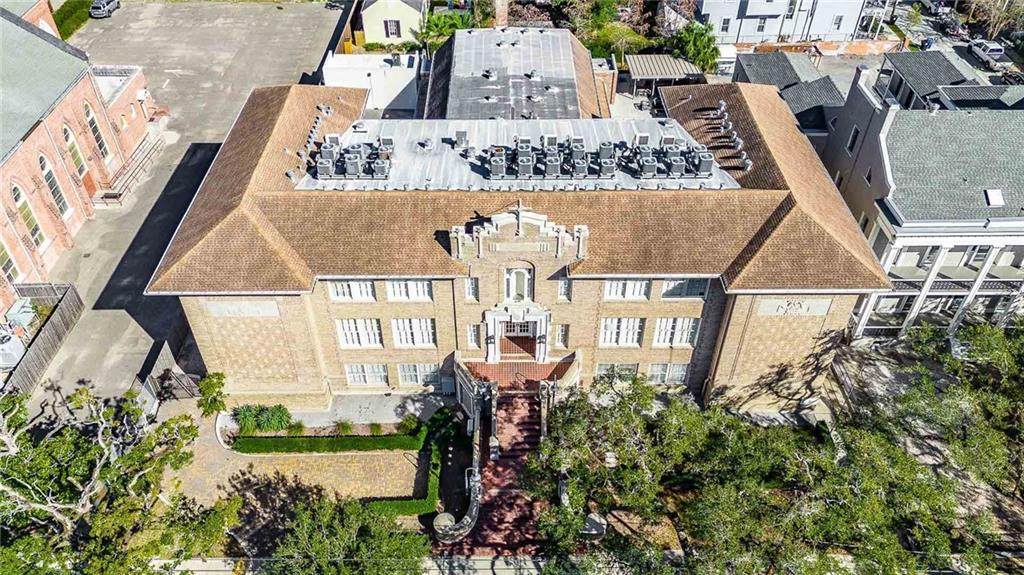 1215 Louisiana Avenue - Photo 1