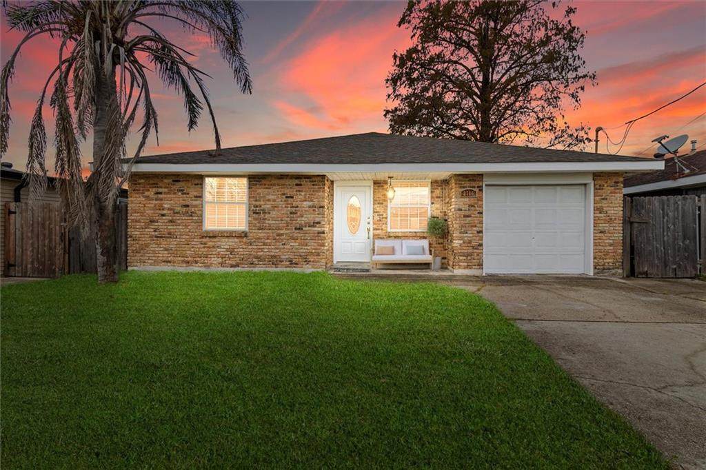 2716 Sibley Street - Photo 1