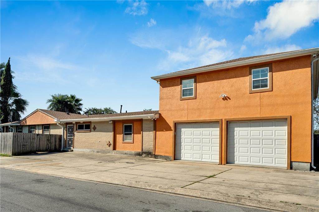 6427 Pines St. Boulevard - Photo 1