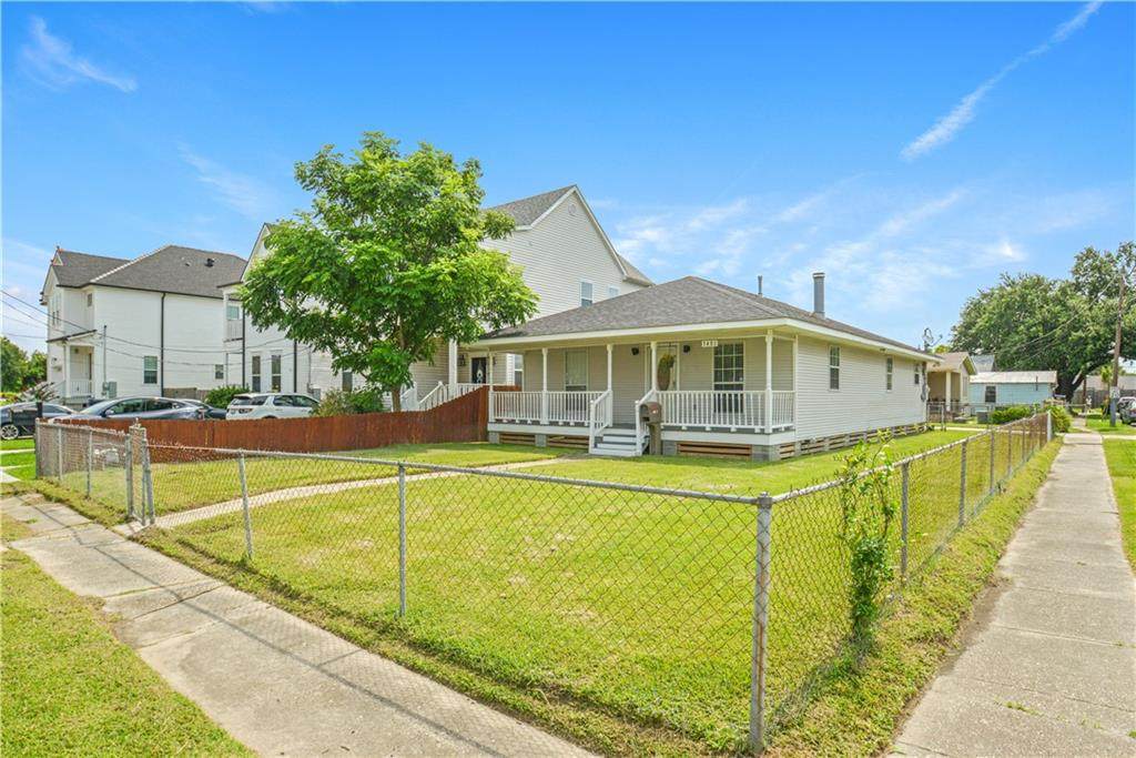 https://bt-photos.global.ssl.fastly.net/neworleans/orig_boomver_1_2540372-2.jpg
