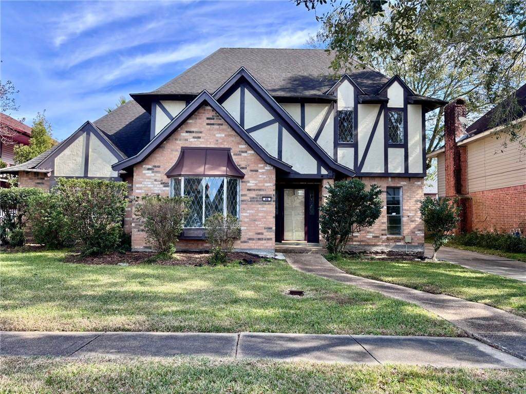 46 Yellowstone Drive - Photo 1