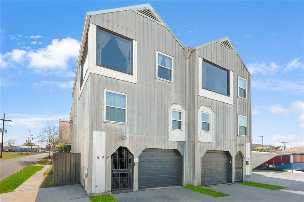 596 River Road - Photo 1