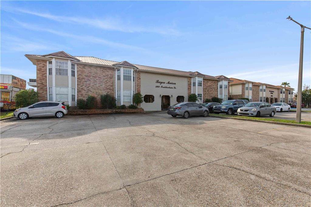 4800 Pontchartrain Drive - Photo 1