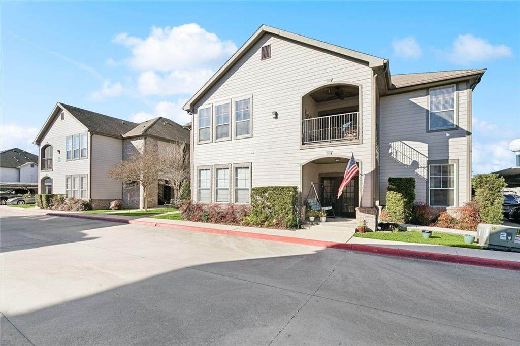 350 Emerald Forest Boulevard - Photo 1