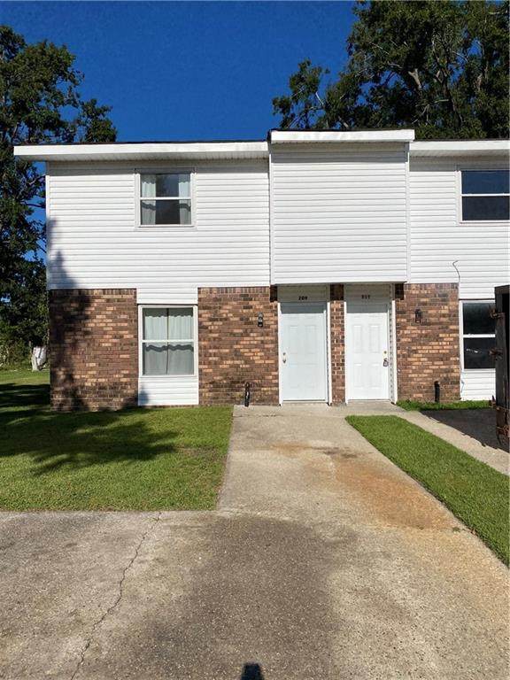 209 211 213 Meadows Drive - Photo 1