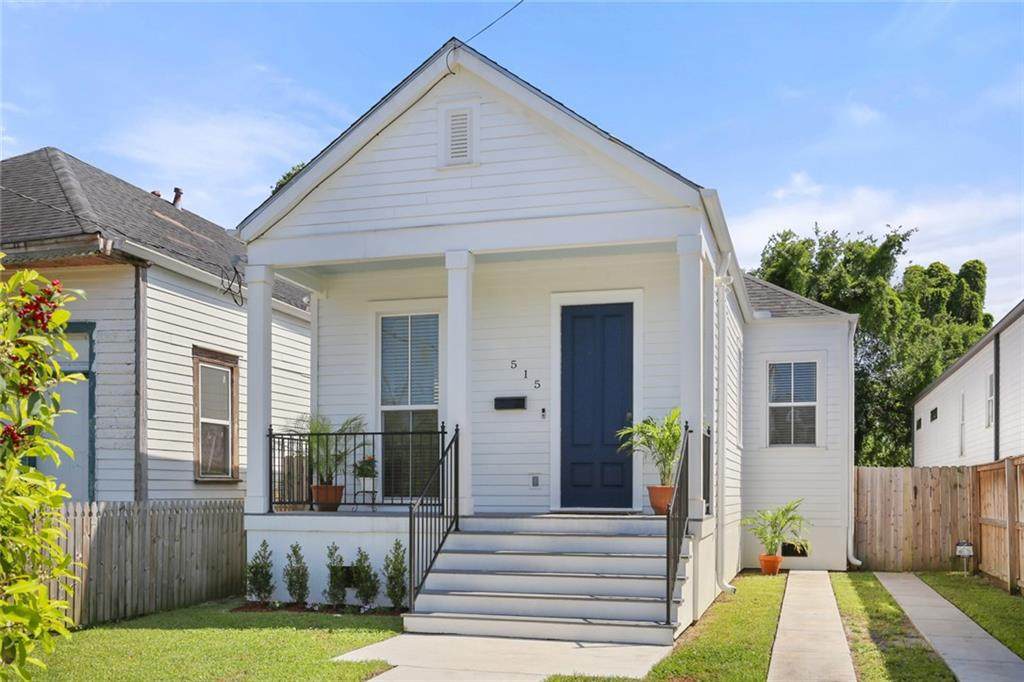 515 Homer Street - Photo 1